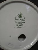 ROYAL DOULTON - THE GAMEKEEPER - HN2879