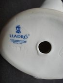 LOVELY LLADRO FIGURE - WHITE GOOSE