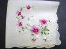 VINTAGE HANKIE - FLORAL EMBROIDERY