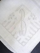 LOVELY VINTAGE HANKIE -MONOGRAM *B*