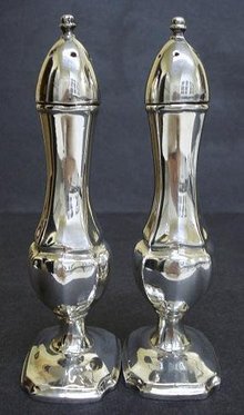 ART DECO SILVER SALT&PEPPER SHAKERS