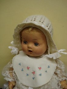 LOVELY VINTAGE CROCHET HAT for DOLL or BABY
