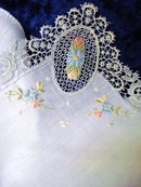 HAND MADE EMBROIDERY & LACE - HANKIE