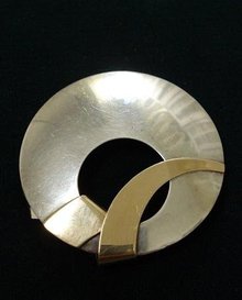 ART DECO STYLE - STERLING & GOLD BROOCH