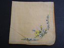 CHARMING VINTAGE HANKIE-FLORAL EMBROIDERY