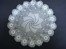 VERY FINE IRISH STYLE FIGURAL LACE DOILY