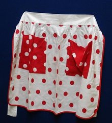 LOVELY VINTAGE LADIES APRON - RED POLKA DOTS