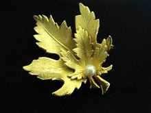 FIGURAL BROOCH by GIOVANNI - DOUBLE LEAF