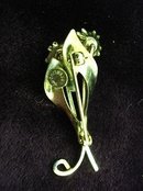EXQUISITE GOLD PLATED STERLING BROOCH