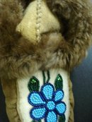 NATIVE AMERICAN BEADED CHILD's MOCCASINS