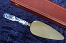 CROWN DERBY CAKE/PIE SERVER - BLUE MIKADO