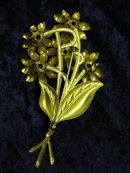 LARGE ANTIQUE GOLD TONE FLORAL BROOCH