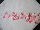 PRETTY VINTAGE HANKIE - SILK EMBROIDERY