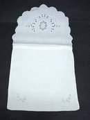 MADEIRA HAND MADE ANTIQUE HANKY HOLDER