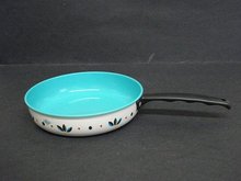 CHILDREN's COOKWARE - PAN by WOLVERINE