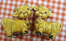Figural Salt & Pepper Shakers COWS