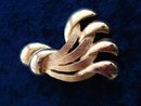 Deco BROACH GOLD TONE Brooch