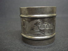 VICTORIAN NAPKIN RING