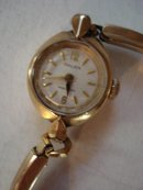 GRUEN LADIES WRISTWATCH - GOLD - VINTAGE