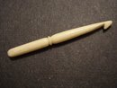 ANTIQUE CROCHET HOOK - TINY - BONE