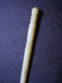 Beautiful Crochet Hook - Antique
