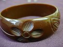 CARVED BAKELITE BRACELET BURNT TOFFEE