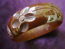 CARVED BAKELITE BRACELET BURNT TOFFEE