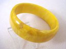 Fantastic Vintage Mottled Apricot BRACELET