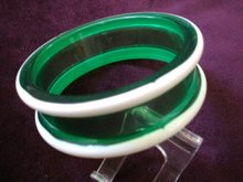 Superb Quality Lucite Transparent BRACELET Green and White