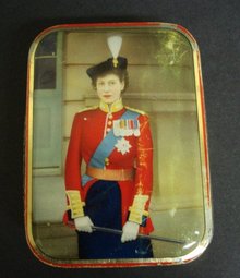 Royalty Tin Box