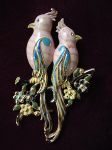 Beautiful Large Brooch - Pair of Parrots