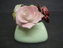 Fantastic Staffordshire China Flowers in a Vase FLORAL