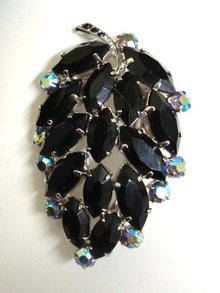 Jewelled Leaf Brooch