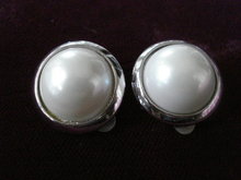 Marvelous Vintage Earrings Silver Tone Frame with Pearl