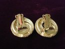Wonderful Vintage Earrings Gold Tone Clip Style