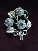 Lovely Floral Brooch Silver Tone