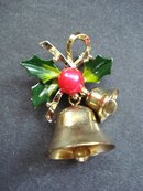 Christmas Season Brooch