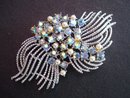 Brooch Rhinestone Pearls