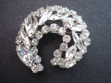 Rhinestone Swirl Brooch