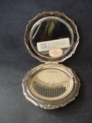Stratton Powder Compact Silver Diamond Cut