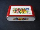 Musical Powder Compact by Lady Mate Sylvia