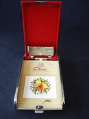 Musical Powder Compact by Lady Mate Sylvia
