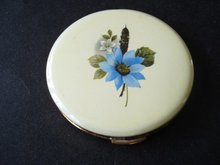 Powder Compact Blue Flower