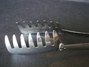 Vuntage Vegetable Tongs