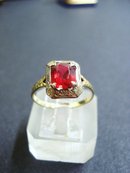 Gorgeous Gold Ring Garnet Size 8