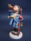 Hummel Figurine Hear Ye Hear Ye 15/0