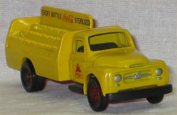 Coca Cola Miniature 1954 Int'l Die Cast Truck