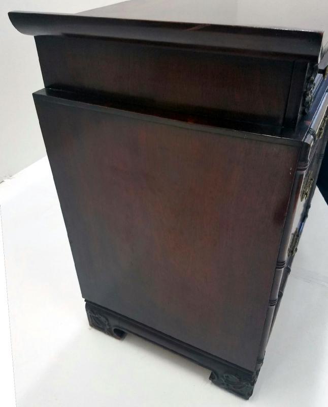 19529 Mahogany large Chest with Mirror