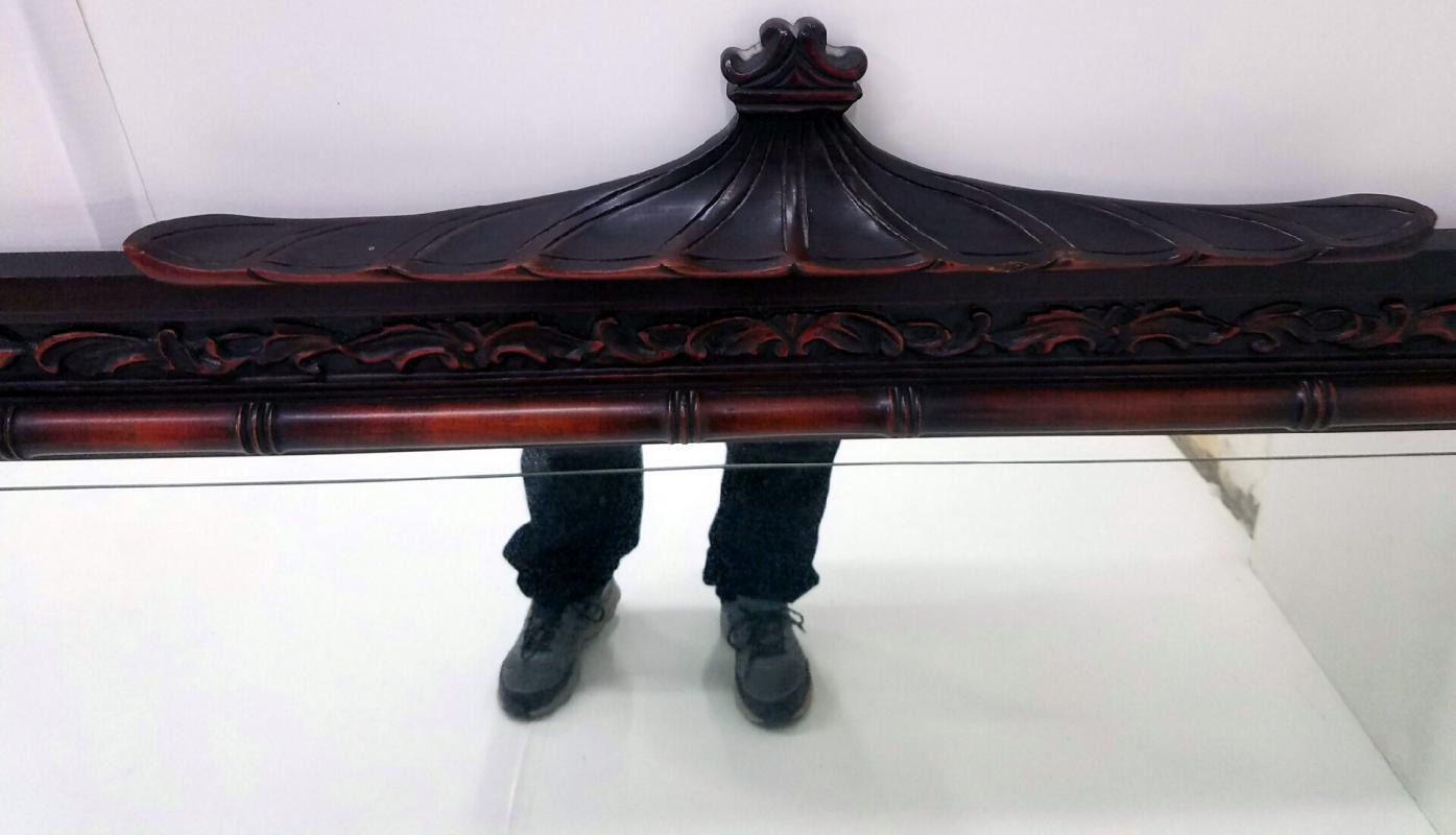 19529 Mahogany large Chest with Mirror