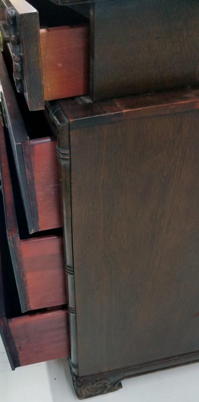 19529 Mahogany large Chest with Mirror